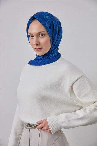 Pamuk Polyester Soft Eşarp Koyu Lacivert Yaprak Desen 90*90 - Soft Eşarp - | Silk Home