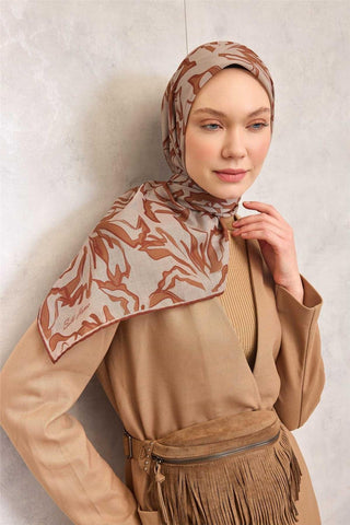 Pamuk Polyester Soft Eşarp Latte Soyut Desenli Tok Duruşlu 90X90
