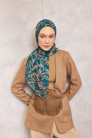 Pamuk Polyester Soft Eşarp Petrol Mavisi Soyut Desenli Tok Duruşlu 90X90 - Soft Eşarp - | Silk Home
