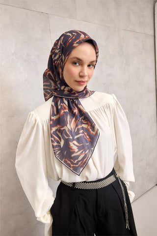 Pamuk Polyester Soft Eşarp Violet Soyut Desenli Tok Duruşlu 90X90