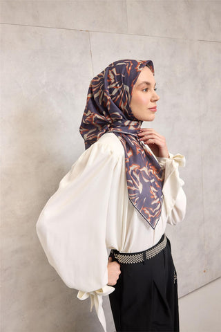Pamuk Polyester Soft Eşarp Violet Soyut Desenli Tok Duruşlu 90X90