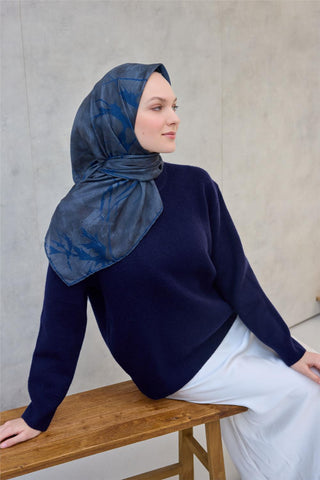 Cotton Polyester Soft Scarf Leaf Pattern Indigo 90x90