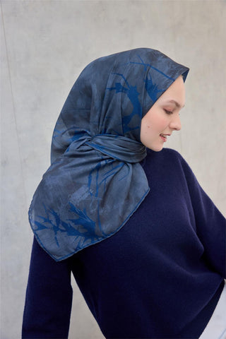 Cotton Polyester Soft Scarf Leaf Pattern Indigo 90x90