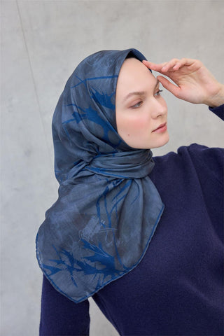 Cotton Polyester Soft Scarf Leaf Pattern Indigo 90x90