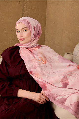 Polyester Velina Şal Rose-Pudra Pembe Somon Turuncu Narçiçeği Desenli İpeksi Dokulu Hafif Yapılı 70X190 - Velina Şal - | Silk Home