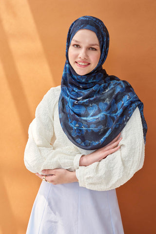 Riva Şal Tencel Spring Blossoms Lacivert - Riva Şal - | Silk Home