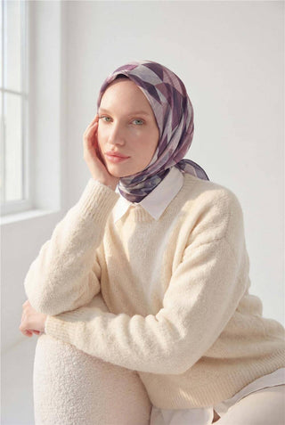 Shiny Textured Scarf, Smoke Grey, Geometric Pattern, Water Repellent, Glossy, 90x90 cm