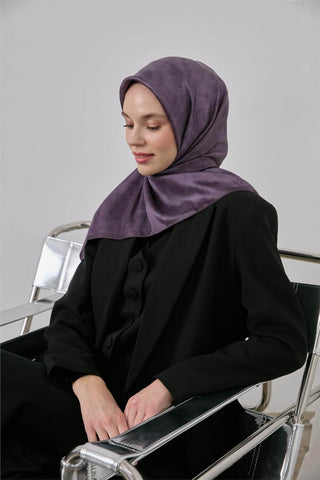 Polyester Karışımlı Shiny Eşarp Eflatun Etnik Desenli Parlak Dokulu 90X90