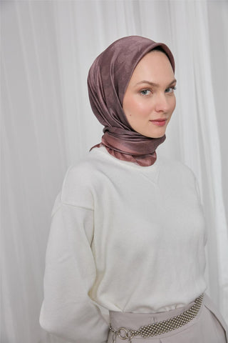 Polyester Karışımlı Shiny Eşarp Soğan Kabuğu Etnik Desenli Parlak Dokulu 90X90