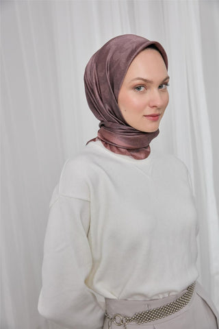 Polyester Karışımlı Shiny Eşarp Soğan Kabuğu Etnik Desenli Parlak Dokulu 90X90 - Shinny Eşarp - | Silk Home