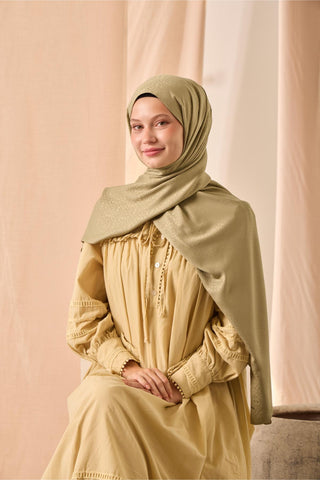 Deluxe Shawl, Aqua Green, Jacquard, Firm Structure, Viscose Blend, 75x190 cm.
