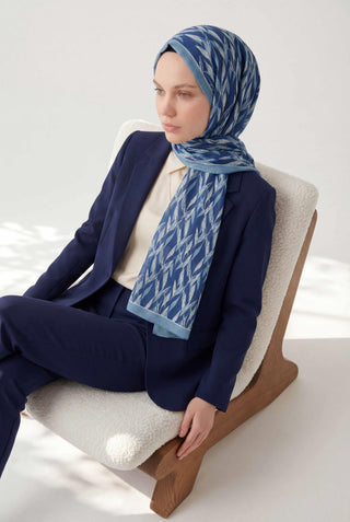 Leaf Pattern Navy Blue 75X195 Soft Scarf 