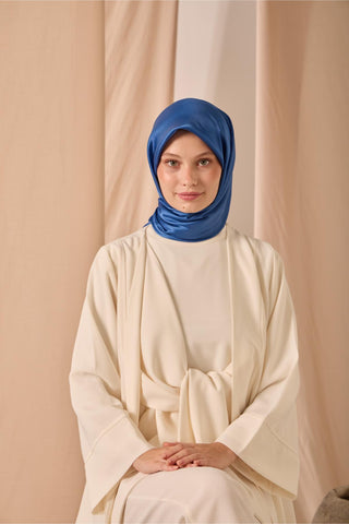 Shiny Dokulu Eşarp Düz Mavi Parlak Dokulu Su Ve Leke Tutmayan 90X90 - Düz Shiny Eşarp - | Silk Home