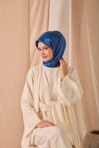 Shiny Dokulu Eşarp Düz Mavi Parlak Dokulu Su Ve Leke Tutmayan 90X90 - Düz Shiny Eşarp - | Silk Home