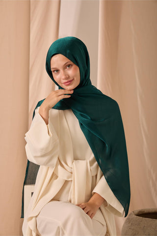 Janjan Şal Tek Taraflı Zümrüt Yeşili Kendinden Çizgi Dokulu Parlak Yüzeyli
                75X190 | Silk Home | 69001-74