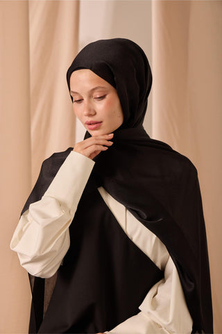 Janjan Shawl, Single-Sided, Black, Self-Stringed Textured, Glossy Surface, 75x190 cm.
