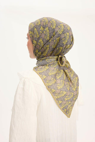 Viscose Velora Scarf, Four Seasons, Baroque Floral Pattern, Espresso, 90x90 cm 