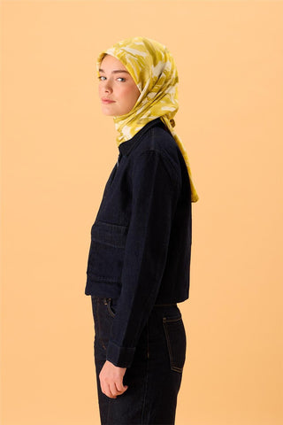 Organik Pamuk İpek Eşarp Yağ Yeşili-Sarı-Beyaz-Bej Desenli Kaymaz Tok Duruşlu
                90X90