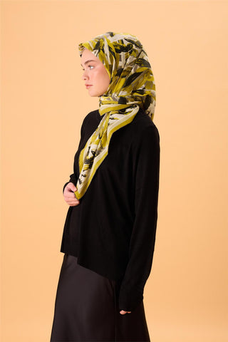 Organik Pamuk İpek Eşarp Yağ Yeşili-Siyah-Asit Yeşili-Gri Desenli Kaymaz Tok
                Duruşlu 90X90