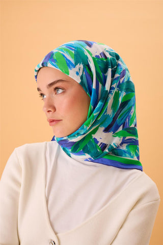 Organik Pamuk İpek Eşarp Morcivert-Lacivert-Patina Yeşili-Mavi-Bebe Mavi
                Desenli Kaymaz Tok Duruşlu 90X90