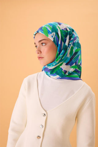Organik Pamuk İpek Eşarp Morcivert-Lacivert-Patina Yeşili-Mavi-Bebe Mavi
                Desenli Kaymaz Tok Duruşlu 90X90