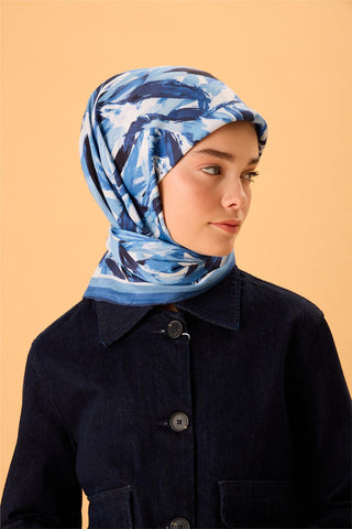 Organik Pamuk İpek Eşarp İndigo-Siyah-Beyaz-Gece Mavisi-Bebe Mavi Desenli
                Kaymaz Tok Duruşlu 90X90