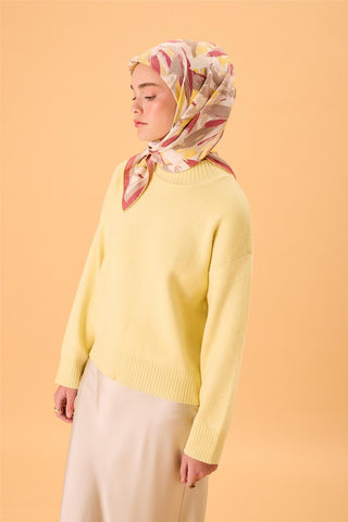 Organik Pamuk İpek Eşarp Rose-Butter Yellow-Gri-Beyaz Desenli Kaymaz Tok
                Duruşlu 90X90