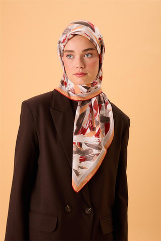 Organik Pamuk İpek Eşarp Kavuniçi-Bordo-Gri-Füme Desenli Kaymaz Tok Duruşlu
                90X90