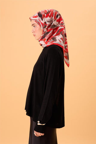 Organik Pamuk İpek Eşarp Kırmızı-Bordo Desenli Kaymaz Dokulu Akışkan Duruşlu
                90X90