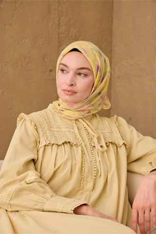 Thin Cotton Soft Scarf, Baby Blue-Yellow-Pink Pattern, Non-Slip, Firm Structure, 90x90 cm