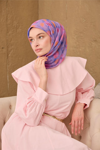 İnce Pamuk Soft Eşarp Eflatun-Pembe Turuncu Desenli Nefes Alan Tok Duruşlu
                90X90
