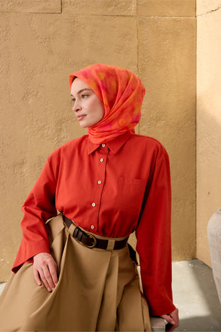 İnce Pamuk Soft Eşarp Nar Çiçeği-Pembe Yanık Sarı Desenli Nefes Alan Tok
                Duruşlu 90X90