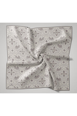 İnce Pamuk Soft Eşarp Gümüş-Gri Füme Desenli Nefes Alan Tok Duruşlu 90X90 - Soft Eşarp - | Silk Home