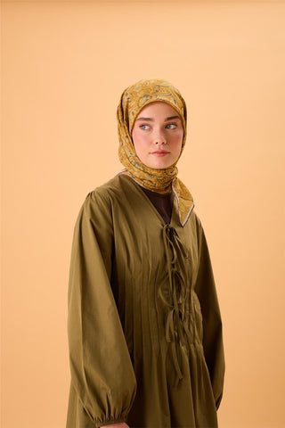 İnce Pamuk Soft Eşarp Koyu Turuncu-Su Yeşili Desenli Kaymaz Dokulu Tok Duruşlu
                90X90