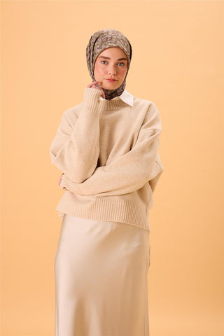 İnce Pamuk Soft Eşarp Kahverengi Yeşil Krem Vizon Desenli Kaymaz Dokulu Tok
                Duruşlu 90X90