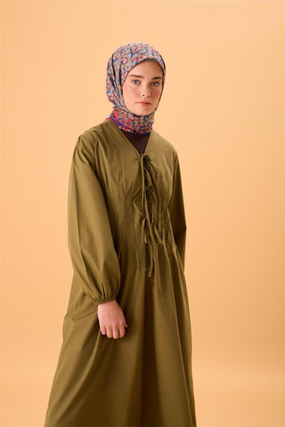 İnce Pamuk Soft Eşarp Mercan Saks Yeşil Krem Desenli Kaymaz Dokulu Tok Duruşlu
                90X90