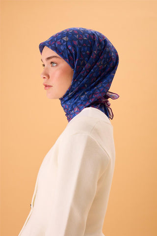 İnce Pamuk Soft Eşarp Violet Mavi Lila Gece Mavisi Saks Krem Desenli Kaymaz
                Dokulu Tok Duruşlu 90X90