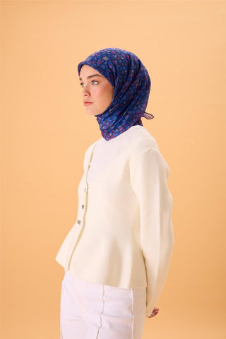 İnce Pamuk Soft Eşarp Violet Mavi Lila Gece Mavisi Saks Krem Desenli Kaymaz
                Dokulu Tok Duruşlu 90X90