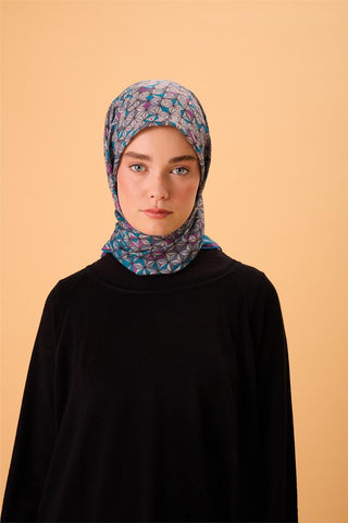 İnce Pamuk Soft Eşarp Turkuaz Violet Gri Krem Desenli Kaymaz Dokulu Tok Duruşlu 90X90 - Soft Eşarp - | Silk Home