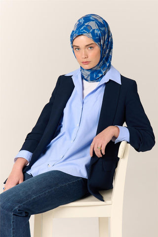 İnce Pamuk Soft Eşarp Saks-Gri Desenli Nefes Alan Tok Duruşlu 90X90 - Soft Eşarp - | Silk Home