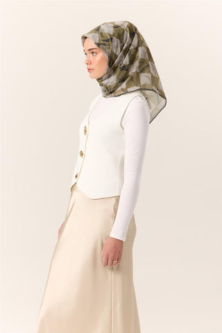 İnce Pamuk Soft Eşarp Kına Yeşili-Koyu Yeşil Desenli Kaymaz Dokulu Tok Duruşlu
                90X90