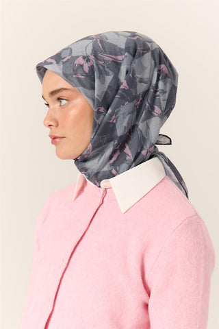 İnce Pamuk Soft Eşarp Gri-Gümüş Desenli Kaymaz Dokulu Tok Duruşlu 90X90