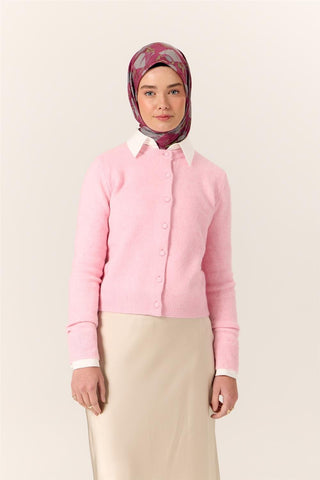 İnce Pamuk Soft Eşarp Pastel Pembe-Gri Desenli Kaymaz Dokulu Tok Duruşlu 90X90 - Soft Eşarp - | Silk Home