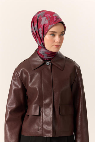 İnce Pamuk Soft Eşarp Çilek Kırmızısı-Gri Desenli Kaymaz Dokulu Tok Duruşlu 90X90 - Soft Eşarp - | Silk Home