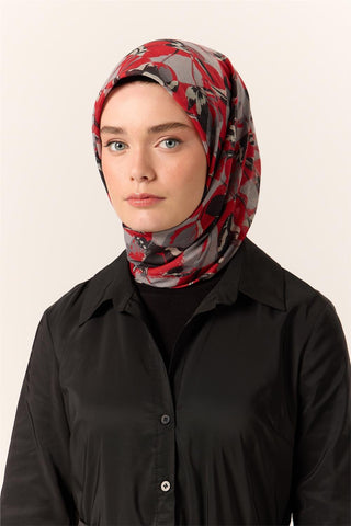 İnce Pamuk Soft Eşarp Kırmızı-Gri Desenli Kaymaz Dokulu Tok Duruşlu 90X90