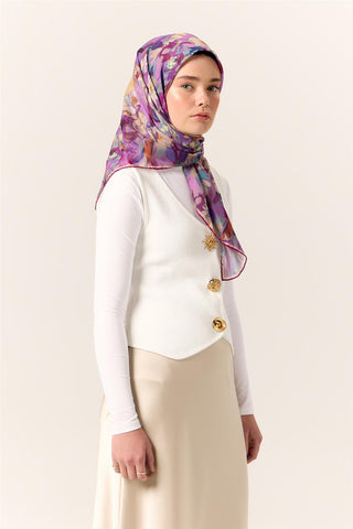 İnce Pamuk Soft Eşarp Lila-Parlak Turuncu Desenli Kaymaz Dokulu Tok Duruşlu
                90X90