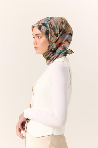 İnce Pamuk Soft Eşarp Turuncu-Fıstık Yeşili Desenli Kaymaz Dokulu Tok Duruşlu 90X90 - Soft Eşarp - | Silk Home