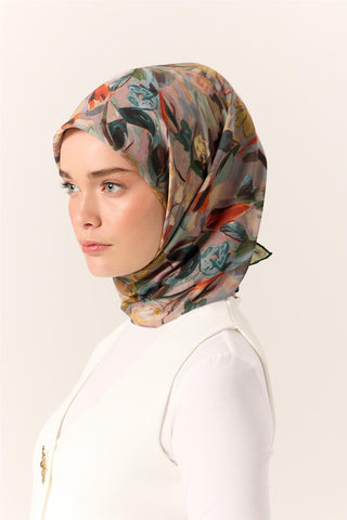 İnce Pamuk Soft Eşarp Turuncu-Fıstık Yeşili Desenli Kaymaz Dokulu Tok Duruşlu 90X90