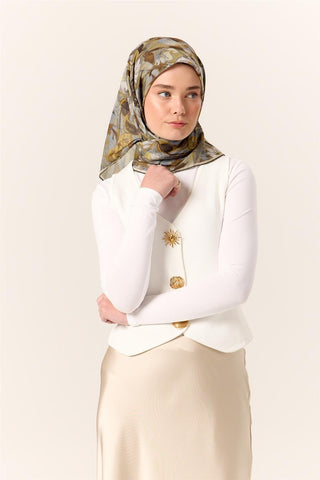 İnce Pamuk Soft Eşarp Gri-Yağ Yeşili Desenli Kaymaz Dokulu Tok Duruşlu 90X90 - Soft Eşarp - | Silk Home