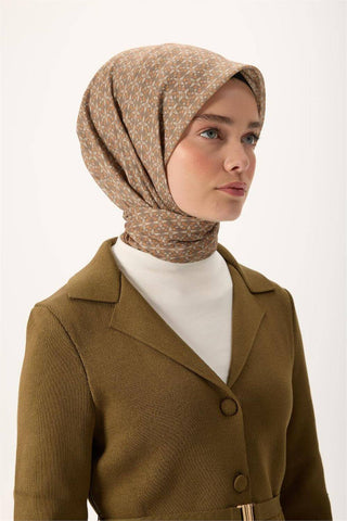İnce Pamuk Soft Eşarp Turuncu-Yeşil Kahve Vizon Desenli Kaymaz Dokulu Nefes
                Alan 90X90